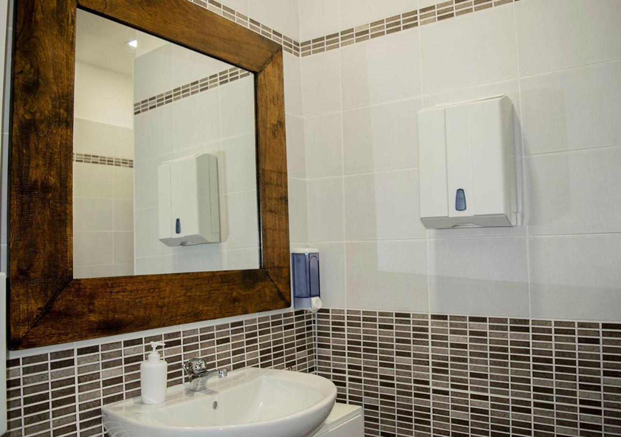 Cristal Rooms Piacenza Exterior photo